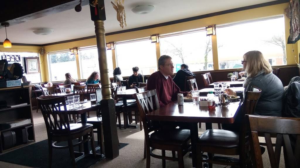 Yum Yum Thai Restaurant | restaurant | 900 N 160th St, Shoreline, WA 98133, USA | 2063621933 OR +1 206-362-1933