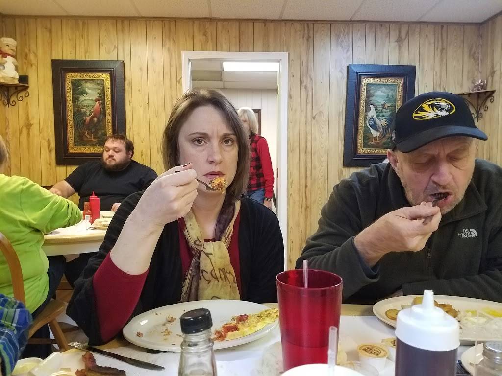 Myrtles Place Back Alley BBQ | restaurant | 109 N Broadway St, Poplar Bluff, MO 63901, USA | 5737859203 OR +1 573-785-9203