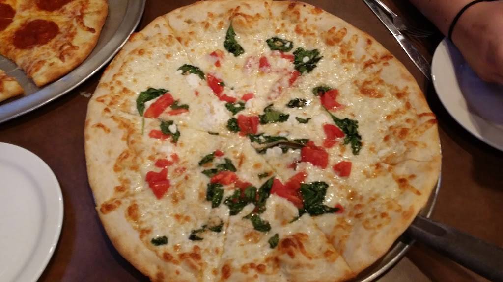 Rebeccas Pepperoni Grill | restaurant | 966 Chambers Blvd, Bardstown, KY 40004, USA | 5023484848 OR +1 502-348-4848