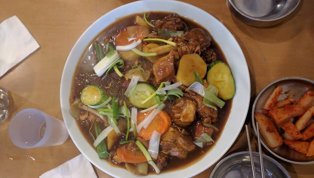 Arirang | restaurant | 41-04 163rd St, Flushing, NY 11358, USA | 7183210185 OR +1 718-321-0185