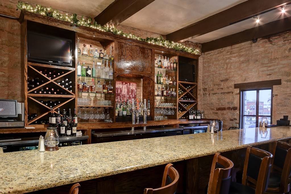 Eighteen Ninety Grille and Lounge | night club | 115 E Pearl St, Granbury, TX 76048, USA | 8175333400 OR +1 817-533-3400