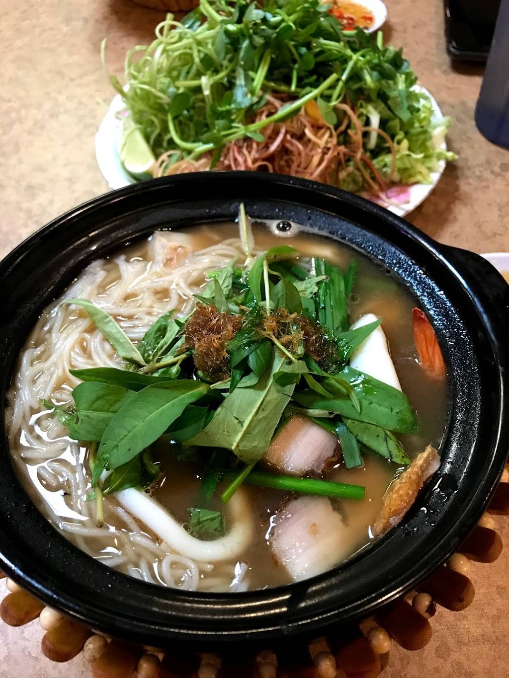 Kim Nguyen Restaurant & Hall | restaurant | 9555 Wilcrest Dr #250, Houston, TX 77099, USA | 8327870968 OR +1 832-787-0968