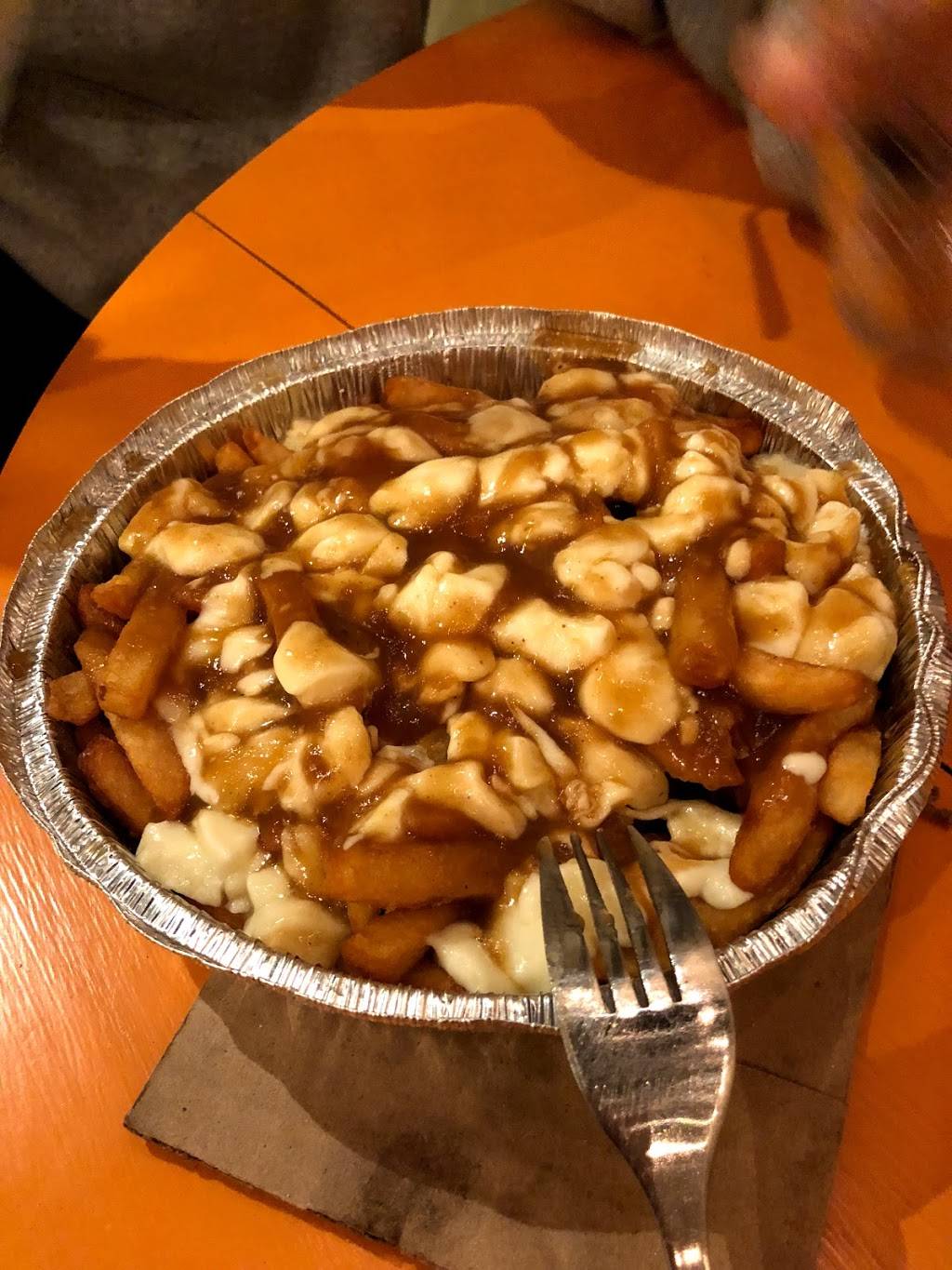 Jonas Restaurant | restaurant | 7685 Rue Saint-Denis, Montréal, QC H2R 2E7, Canada | 5142703314 OR +1 514-270-3314