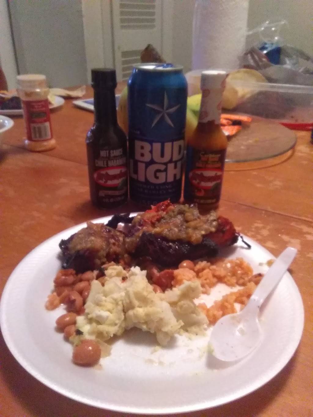 Las Tres Tapatias | restaurant | 8605 Airline Dr, Houston, TX 77037, USA | 3467067625 OR +1 346-706-7625