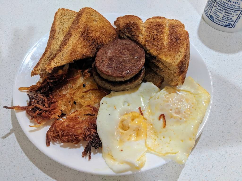 Sugar Hut Cafe | restaurant | 174 S Main St, Vermontville, MI 49096, USA | 5177260336 OR +1 517-726-0336