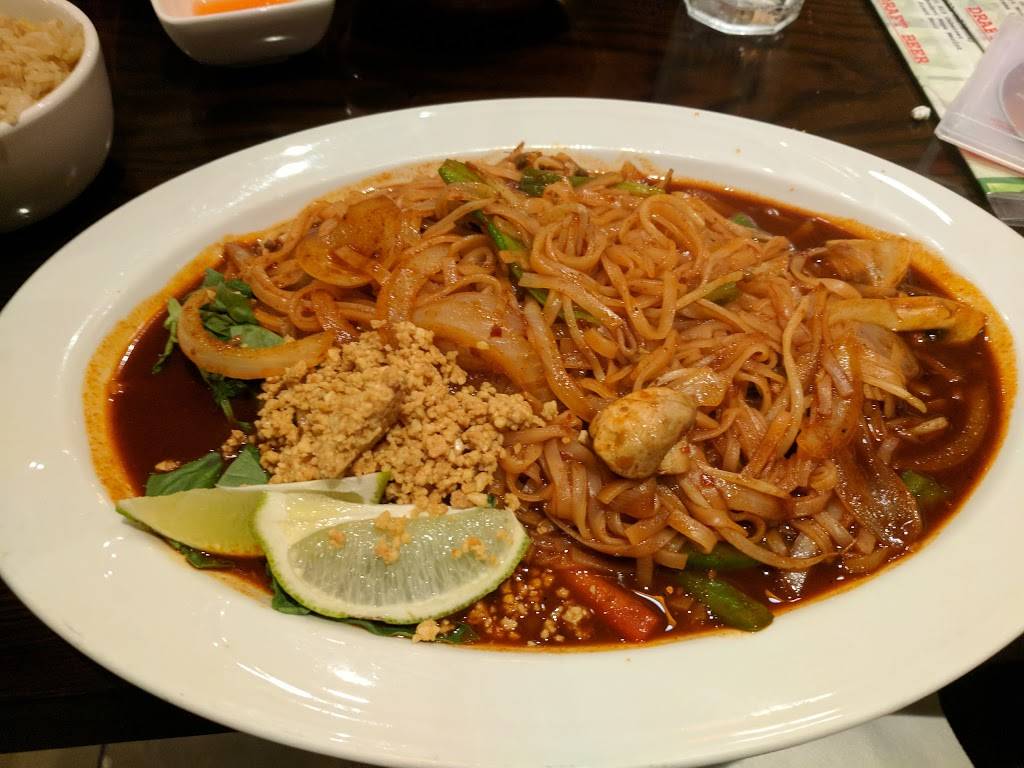 Chopstix | restaurant | 4651 Woodstock Rd, Roswell, GA 30075, USA | 7705181788 OR +1 770-518-1788