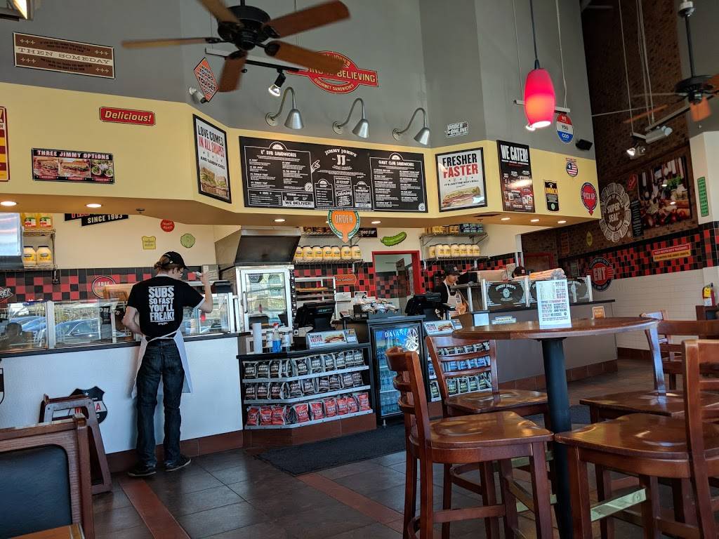 Jimmy Johns | meal delivery | 5075 S 76th St, Greenfield, WI 53220, USA | 4143258000 OR +1 414-325-8000