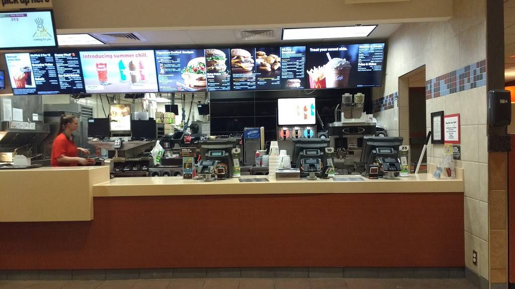 McDonalds | cafe | 1600 South Street, Greenville, IL 62246, USA | 6186640302 OR +1 618-664-0302