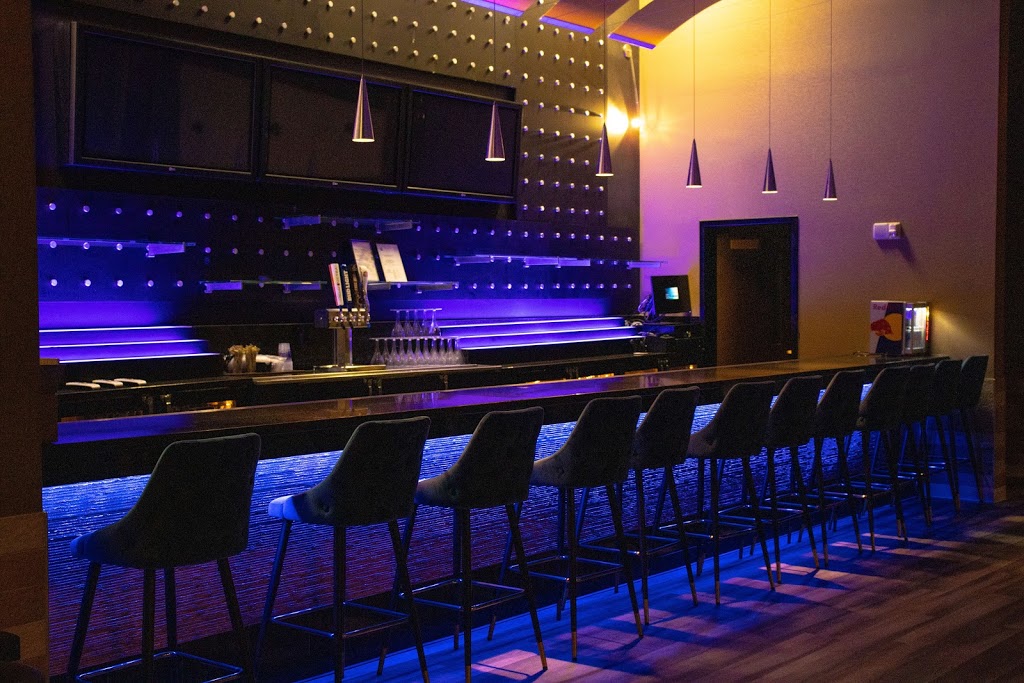 Grove Theater, Bistro & Entertainment | restaurant | 6333 Wesley Grove Blvd, Wesley Chapel, FL 33544, USA | 8135363250 OR +1 813-536-3250