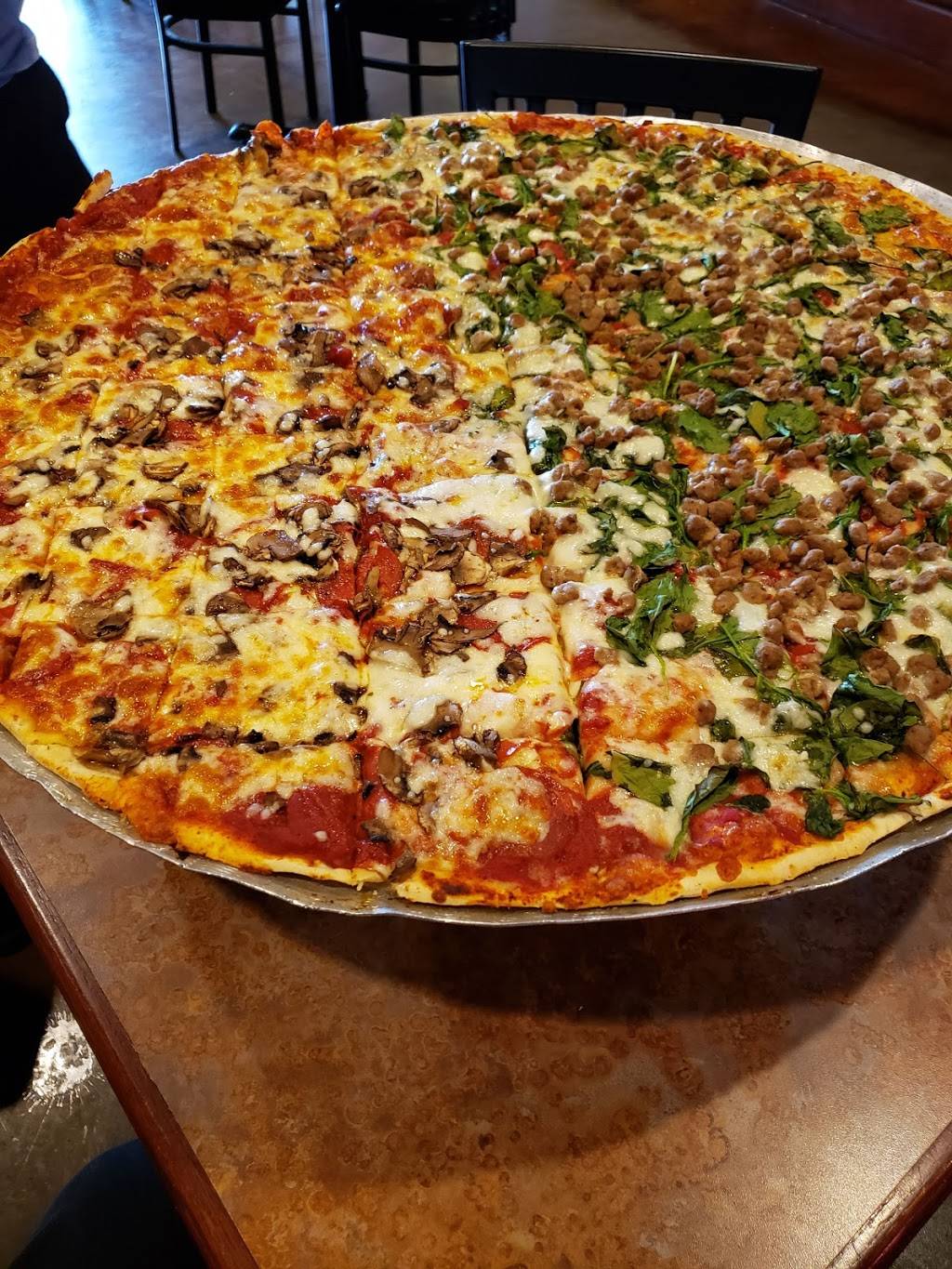 Pizza Hut | meal takeaway | 1261 N Steamboat Dr Suite 5, Fayetteville, AR 72704, USA | 4795213011 OR +1 479-521-3011