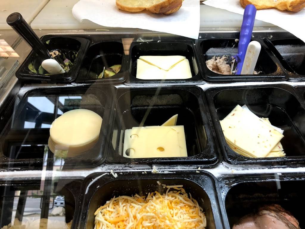 Subway | restaurant | 501 S Reino Rd B, Thousand Oaks, CA 91362, USA | 8053769557 OR +1 805-376-9557