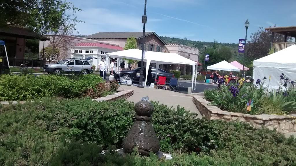 Copperopolis Town Square | restaurant | 100 Town Square Rd, Copperopolis, CA 95228, USA | 2097859700 OR +1 209-785-9700