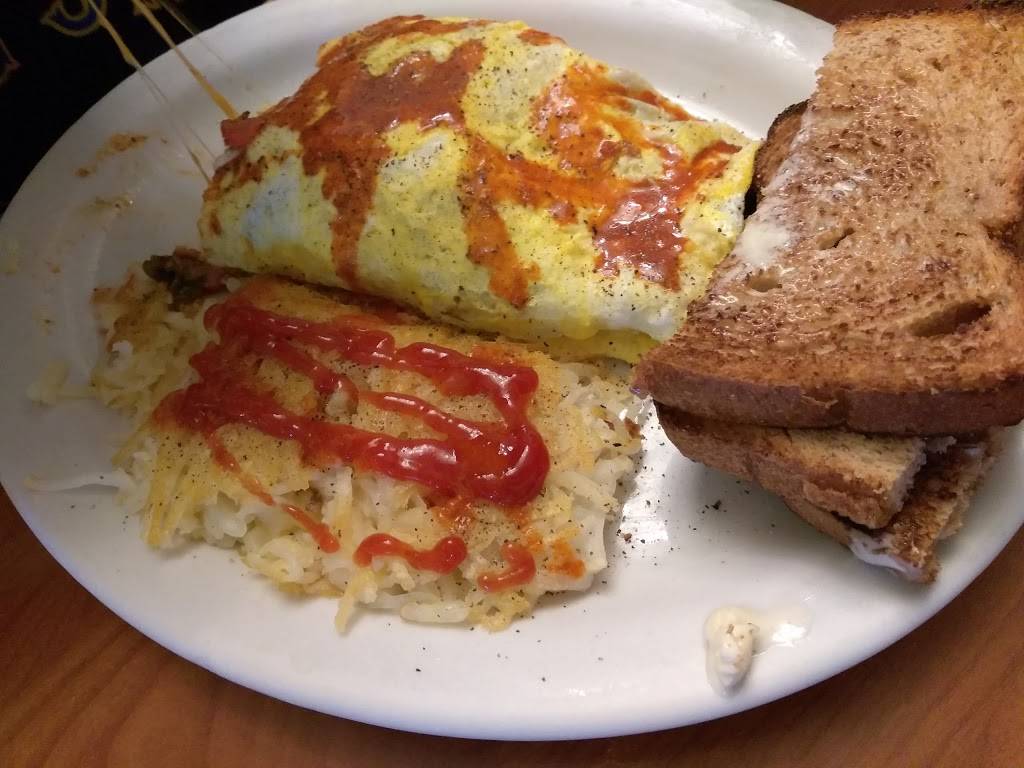 Sukies Country Kitchen | restaurant | 2400 El Portal Dr, San Pablo, CA 94806, USA | 5102335856 OR +1 510-233-5856