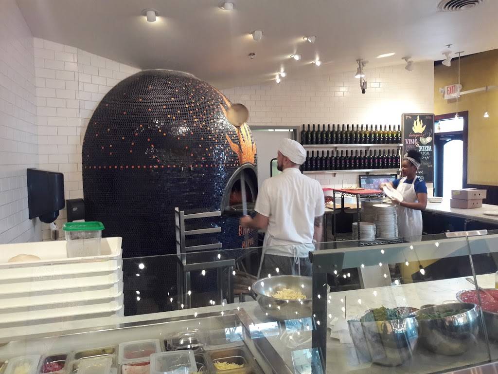 Punch Pizza Grand Avenue | restaurant | 769 Grand Ave, St Paul, MN 55105, USA | 6516026068 OR +1 651-602-6068