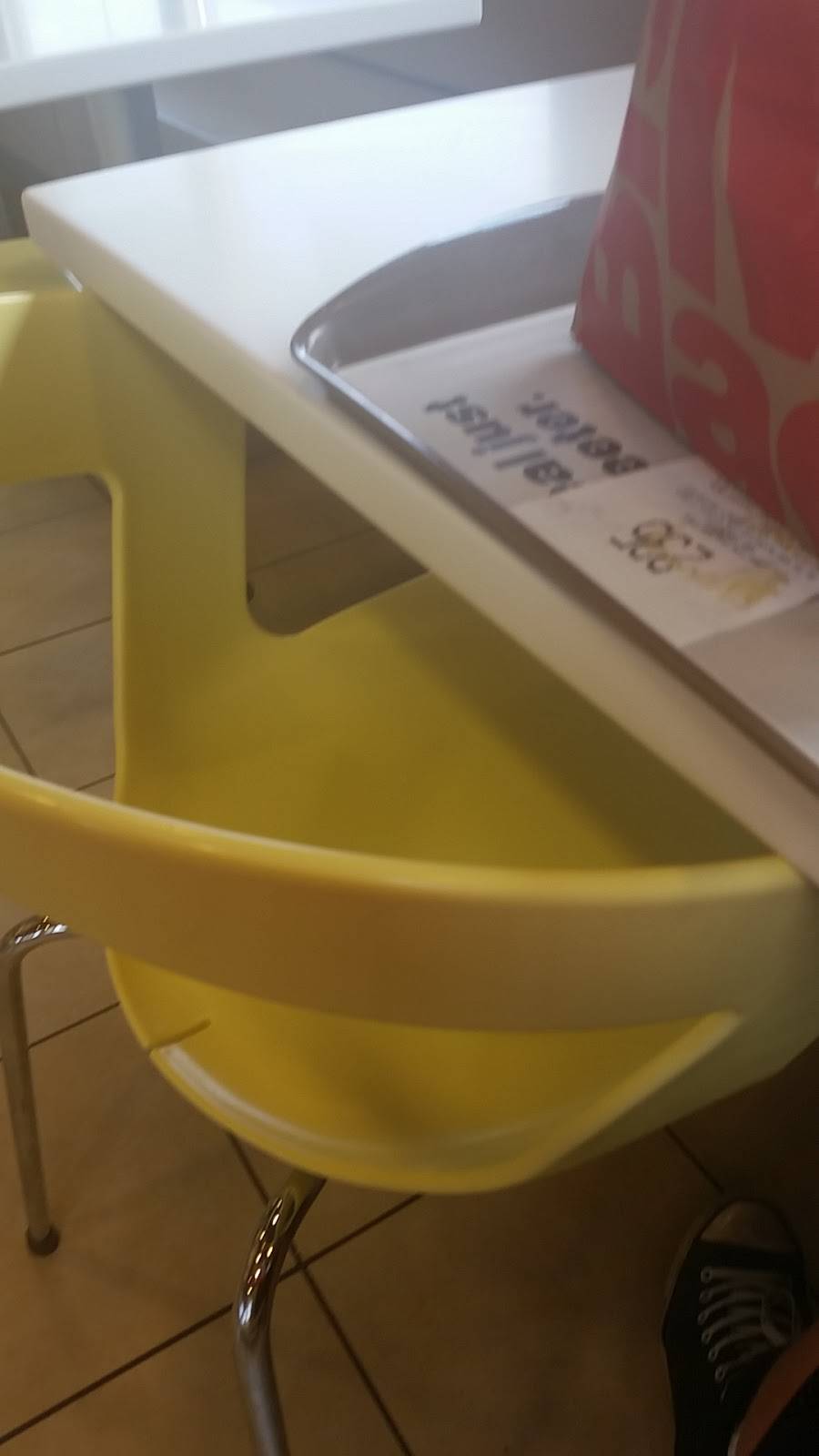 McDonalds | cafe | 351 Suncrest Towne Centre Drive, Morgantown, WV 26505, USA | 3045990382 OR +1 304-599-0382