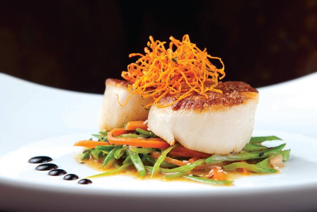 The Center Club | restaurant | 100 Light St #16, Baltimore, MD 21202, USA | 4107277788 OR +1 410-727-7788