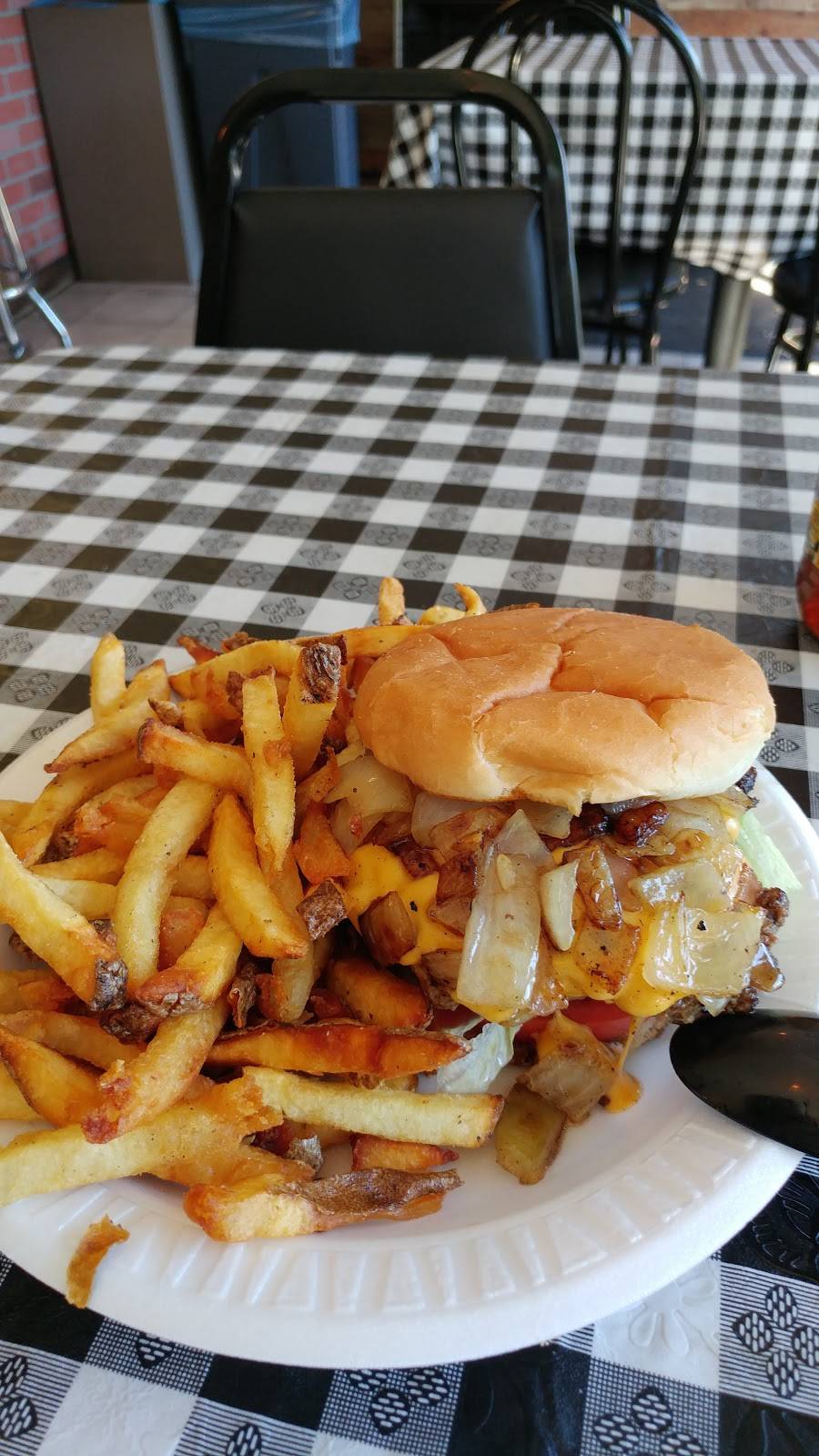 Steves Burgers | restaurant | 506 US-46, Garfield, NJ 07026, USA | 9737721770 OR +1 973-772-1770