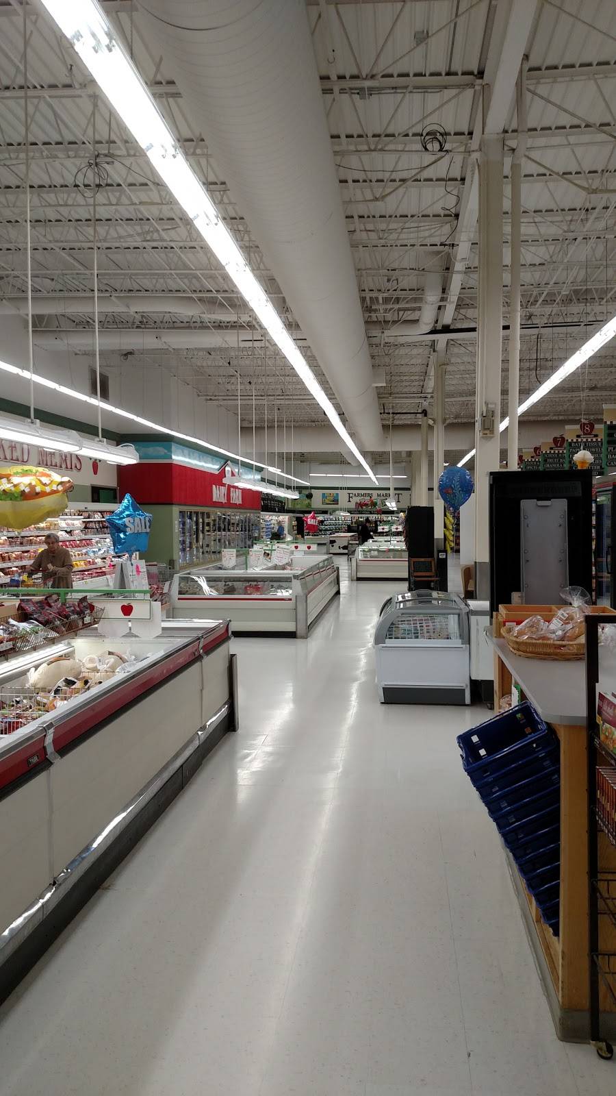 Schmitzs Economart | restaurant | 700 S River St, Spooner, WI 54801, USA | 7156352836 OR +1 715-635-2836