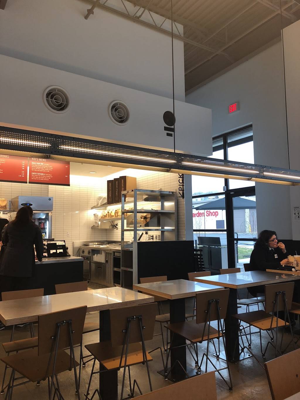Chipotle Mexican Grill | restaurant | 190 Passaic Ave #6, Kearny, NJ 07032, USA | 2019980515 OR +1 201-998-0515