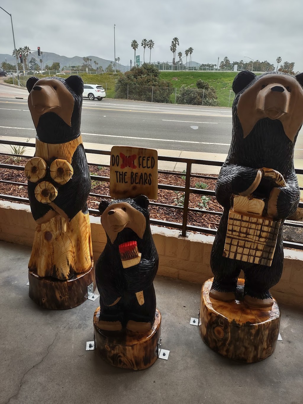 Black Bear Diner Ventura | restaurant | 2401 E Harbor Blvd, Ventura, CA 93001, USA | 8056659109 OR +1 805-665-9109