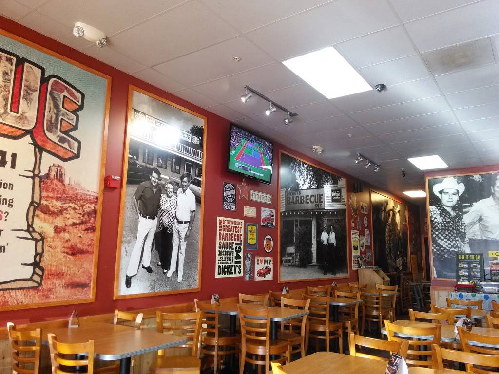 Dickeys Barbecue Pit | restaurant | 1524 N Vasco Rd, Livermore, CA 94551, USA | 9256064200 OR +1 925-606-4200