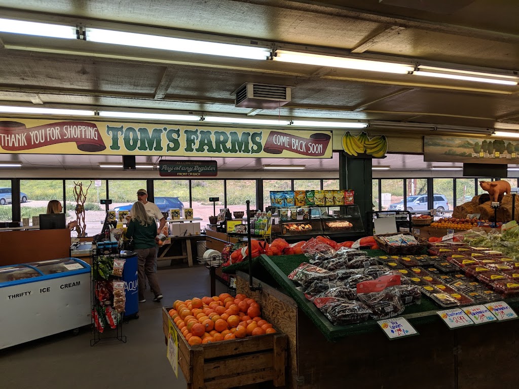 Toms Farms | restaurant | 23900 Temescal Canyon Rd, Temescal Valley, CA 92883, USA | 9512774422 OR +1 951-277-4422