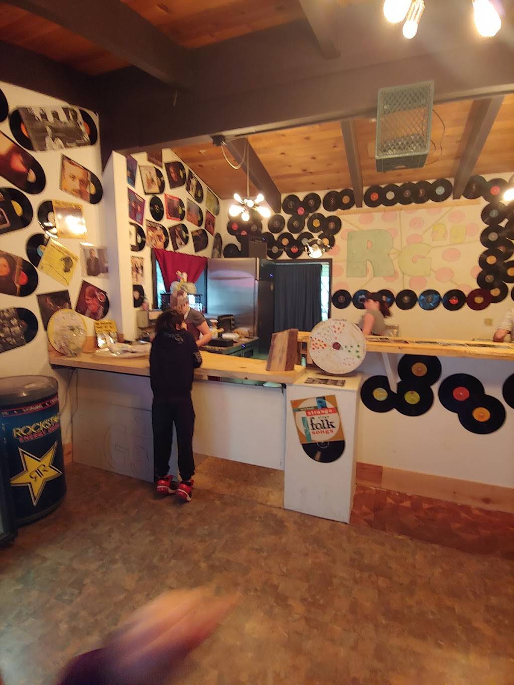 Ross Gelato | meal takeaway | 1004 CA-4 Suite 1, Arnold, CA 95223, USA | 2092137212 OR +1 209-213-7212