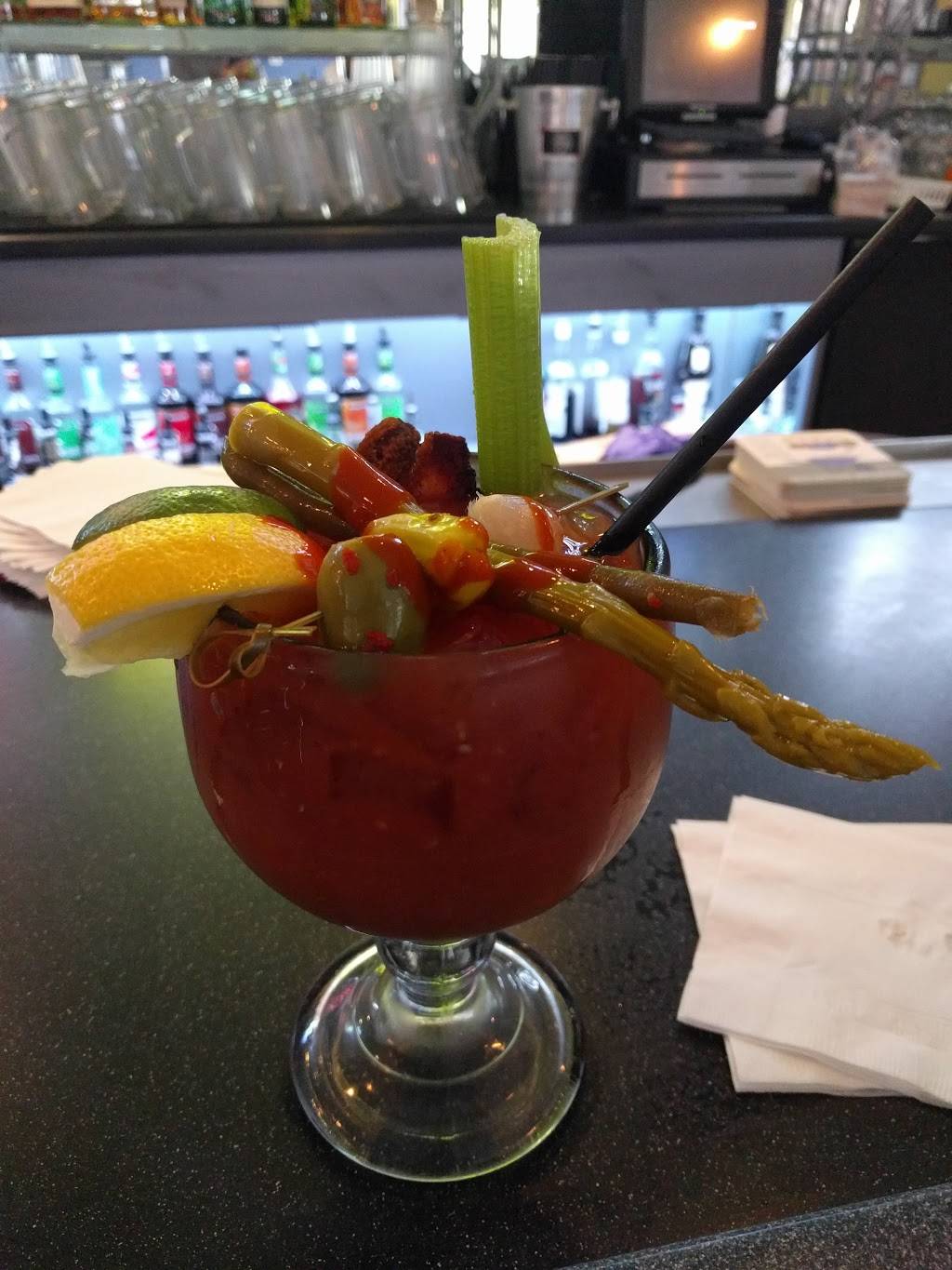 Coasters Bar & Grill | restaurant | 115 Cliff St, Santa Cruz, CA 95060, USA | 8314263324 OR +1 831-426-3324