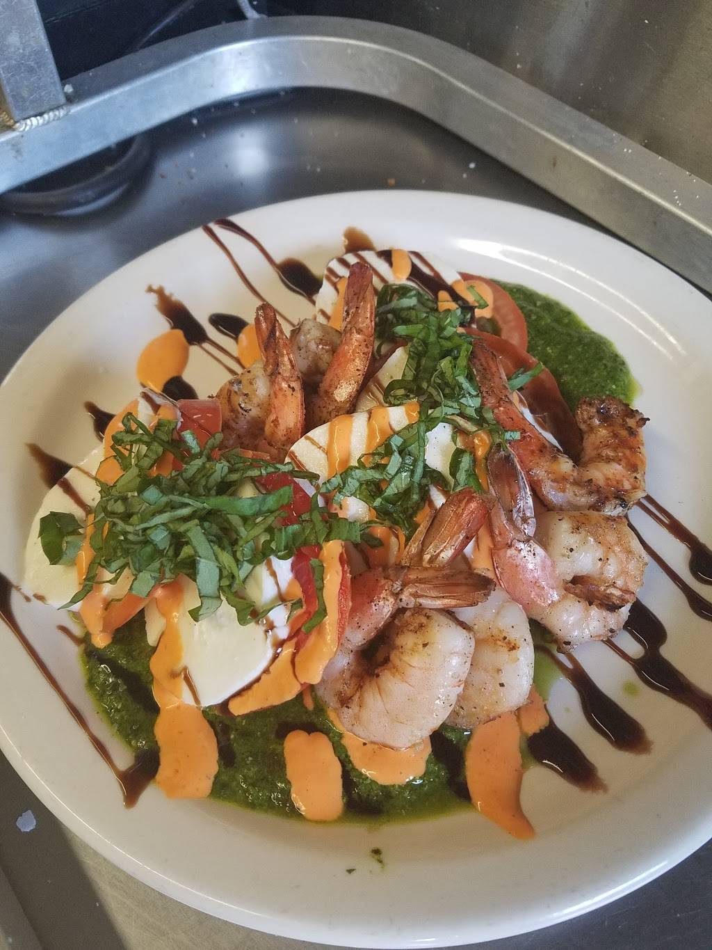 Sinatras Ristorante | restaurant | 355 Cassadaga Rd, Lake Helen, FL 32744, USA | 3862183806 OR +1 386-218-3806