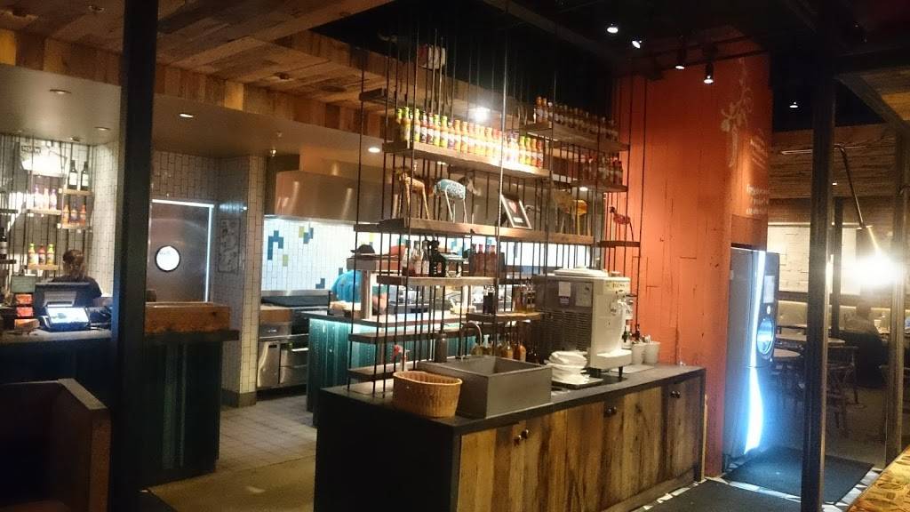 Nandos PERi-PERi | restaurant | 7400 Baltimore Ave, College Park, MD 20740, USA | 2405828420 OR +1 240-582-8420