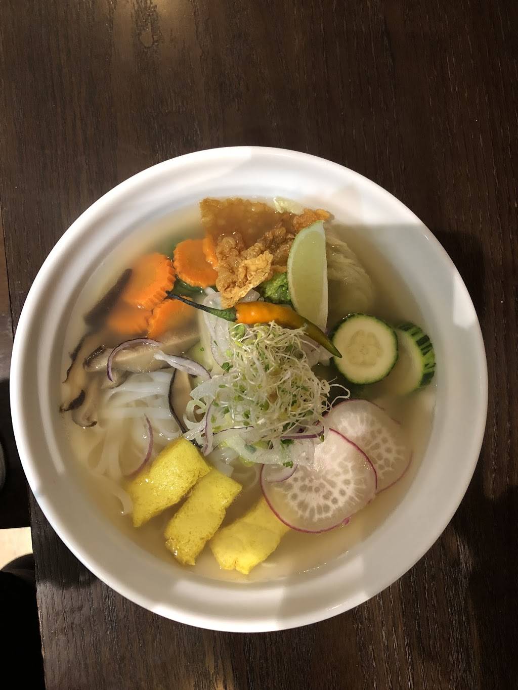 Pho V Express | restaurant | 1923 Avenue Rd, North York, ON M5M 4A2, Canada | 6473528746 OR +1 647-352-8746