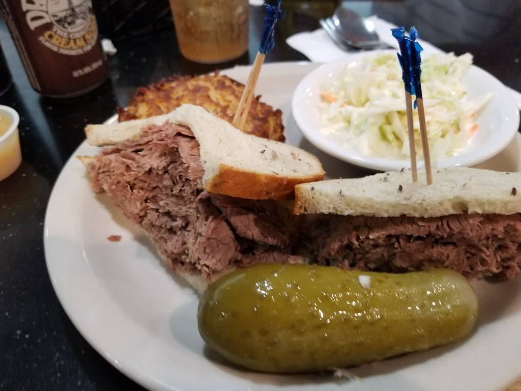 Poppies | restaurant | 4900 Linton Blvd, Delray Beach, FL 33445, USA | 5614984900 OR +1 561-498-4900