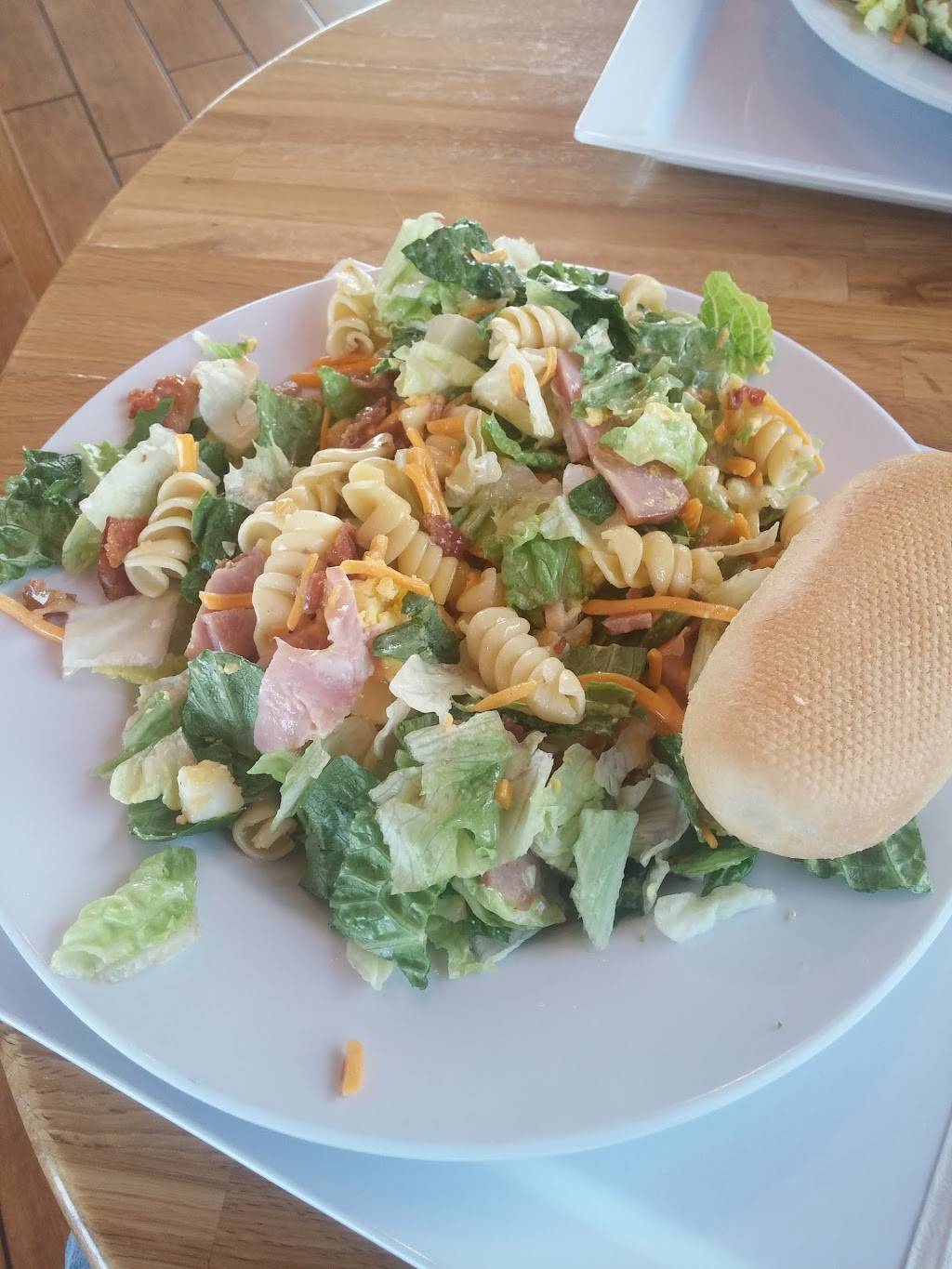 Saladworks | restaurant | 2300 Gary Farm Blvd, Bowling Green, KY 42104, USA | 2705991160 OR +1 270-599-1160