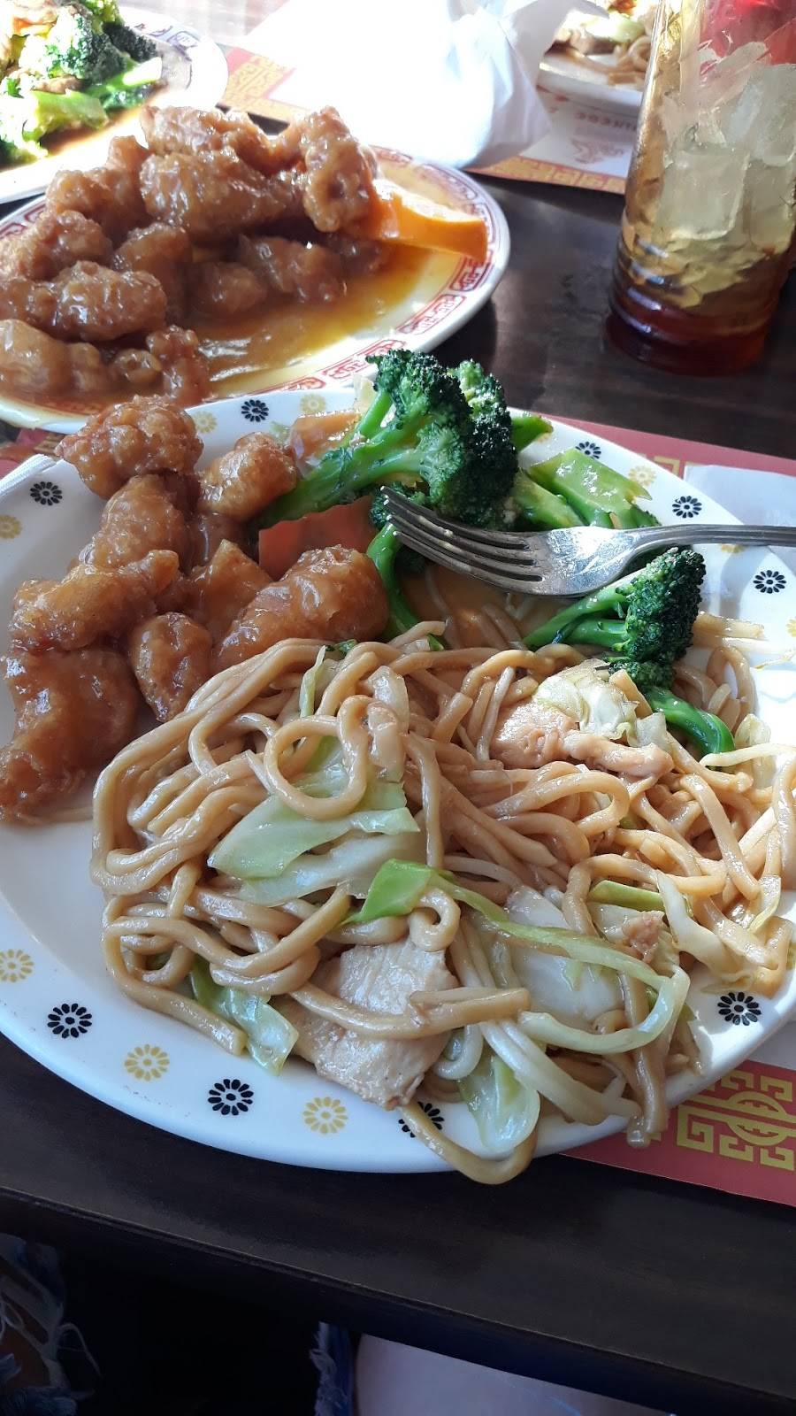 Golden China Restaurant | restaurant | 1250 N Main St, Salinas, CA 93906, USA | 8314421818 OR +1 831-442-1818