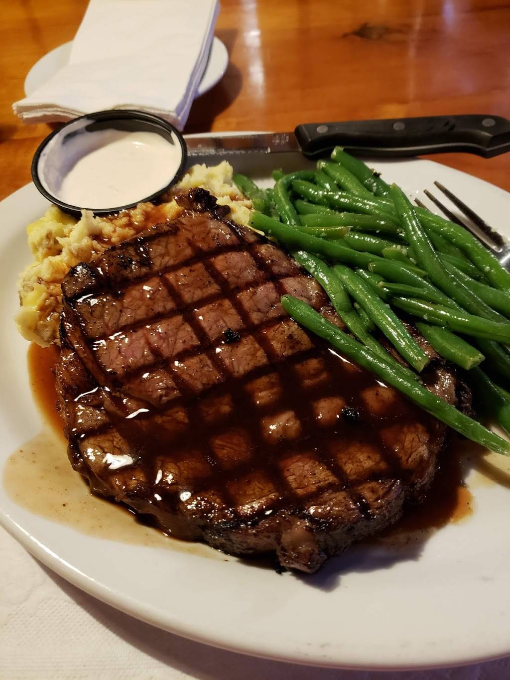 The Lodge | restaurant | 2119 Conowingo Rd, Bel Air, MD 21014, USA | 4108382240 OR +1 410-838-2240