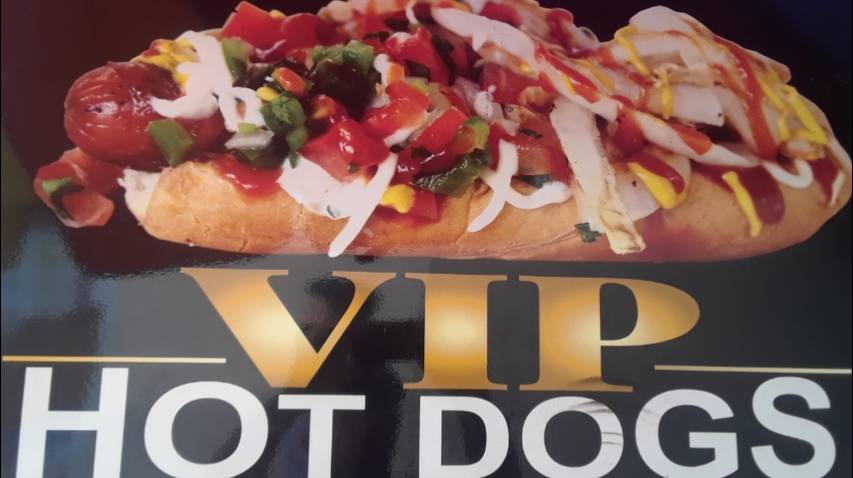 VIP Hot Dogs | restaurant | 883 E Pico Blvd, Los Angeles, CA 90021, USA | 3236299042 OR +1 323-629-9042