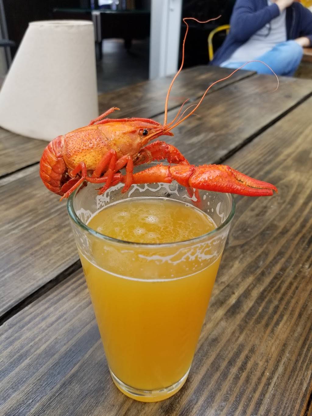 Little Woodrows Parmer Bar & Grill | restaurant | 6301 W Parmer Ln, Austin, TX 78729, USA | 5129182337 OR +1 512-918-2337