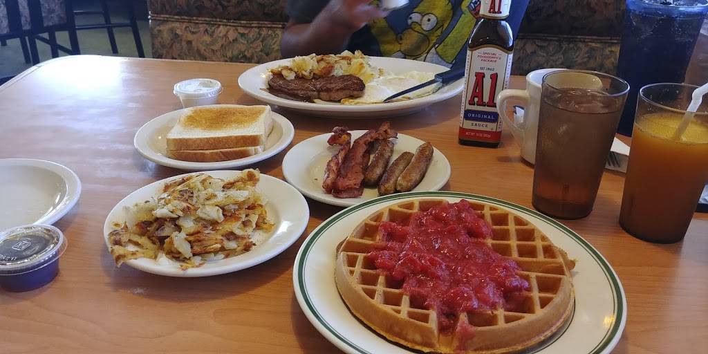 Reflections Family Restaurant | restaurant | 4248, 2913 Taylor Ave, Racine, WI 53405, USA | 2626372243 OR +1 262-637-2243