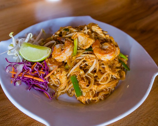 Hibiscus | restaurant | 1600 E Woodlawn Rd #150, Charlotte, NC 28209, USA | 9802564380 OR +1 980-256-4380