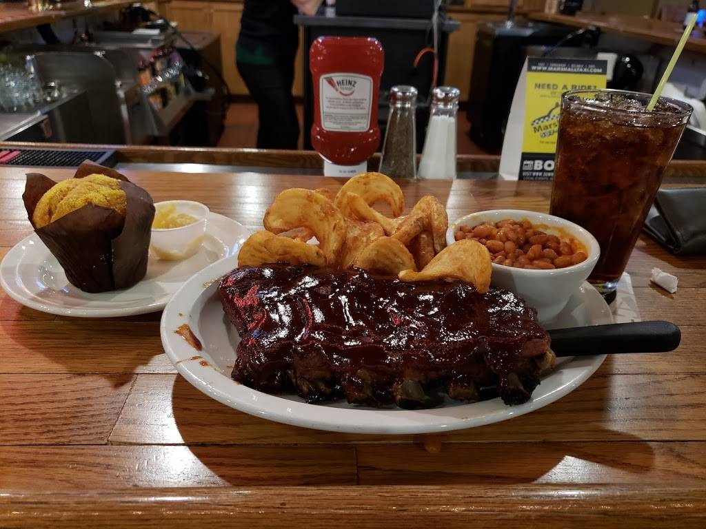 Shays Restaurant and Lounge | restaurant | 1500 E College Dr, Marshall, MN 56258, USA | 5075323221 OR +1 507-532-3221