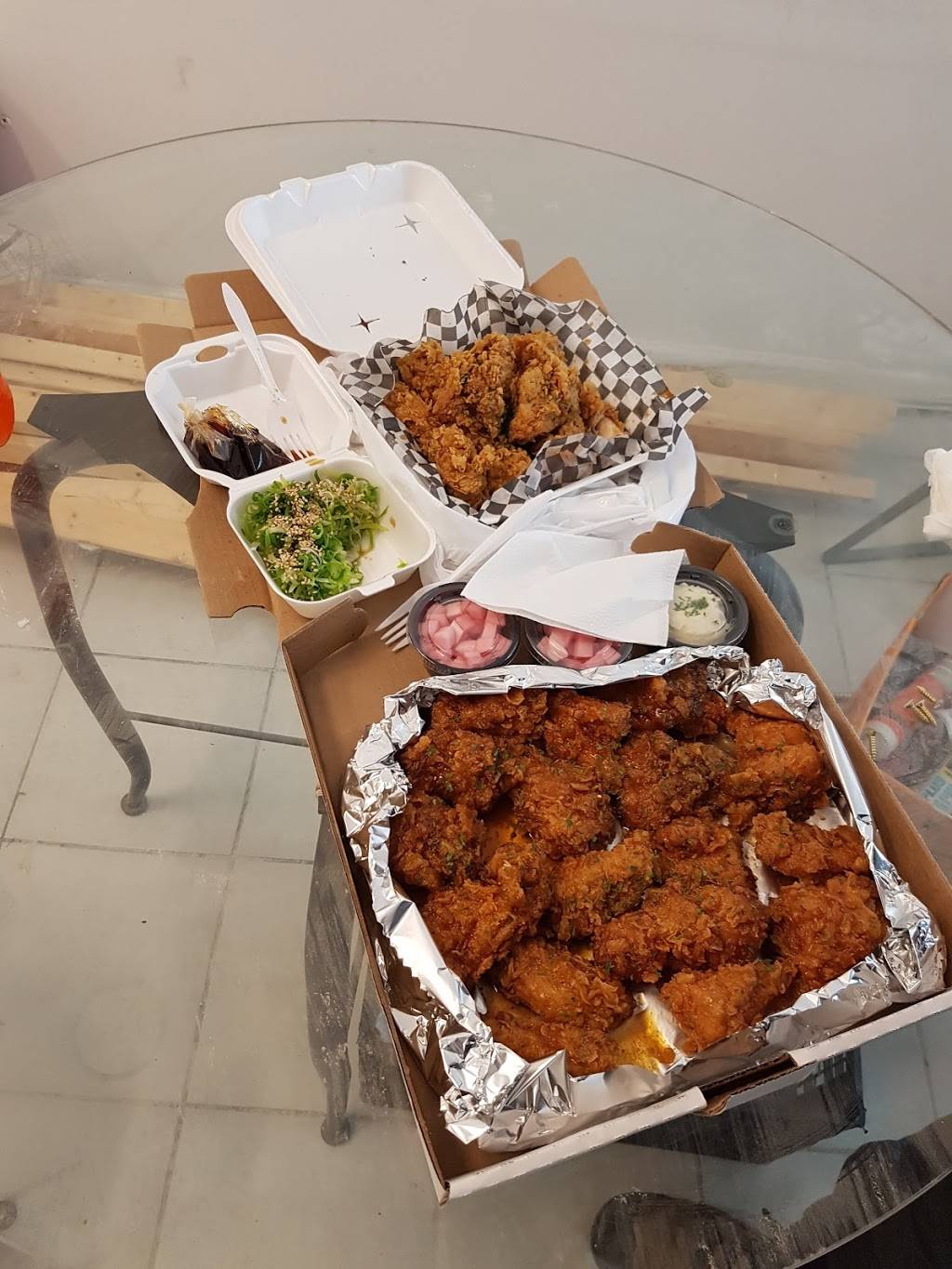 Le KBOB | restaurant | 6563 Avenue Somerled, Montréal, QC H4V 1T1, Canada | 4383867079 OR +1 438-386-7079