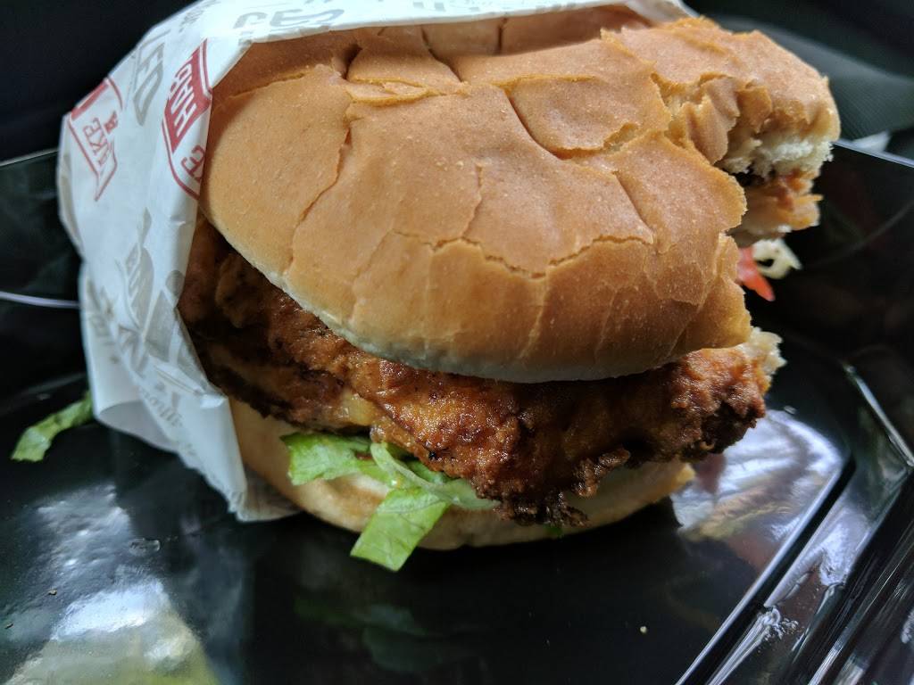 The Habit Burger Grill | meal takeaway | 3733 E Foothill Blvd, Pasadena, CA 91107, USA | 6263511122 OR +1 626-351-1122