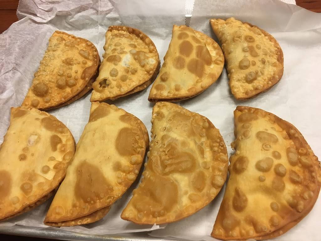 Mambo Empanadas | restaurant | 313 Union Ave, Rutherford, NJ 07070, USA | 2019333888 OR +1 201-933-3888