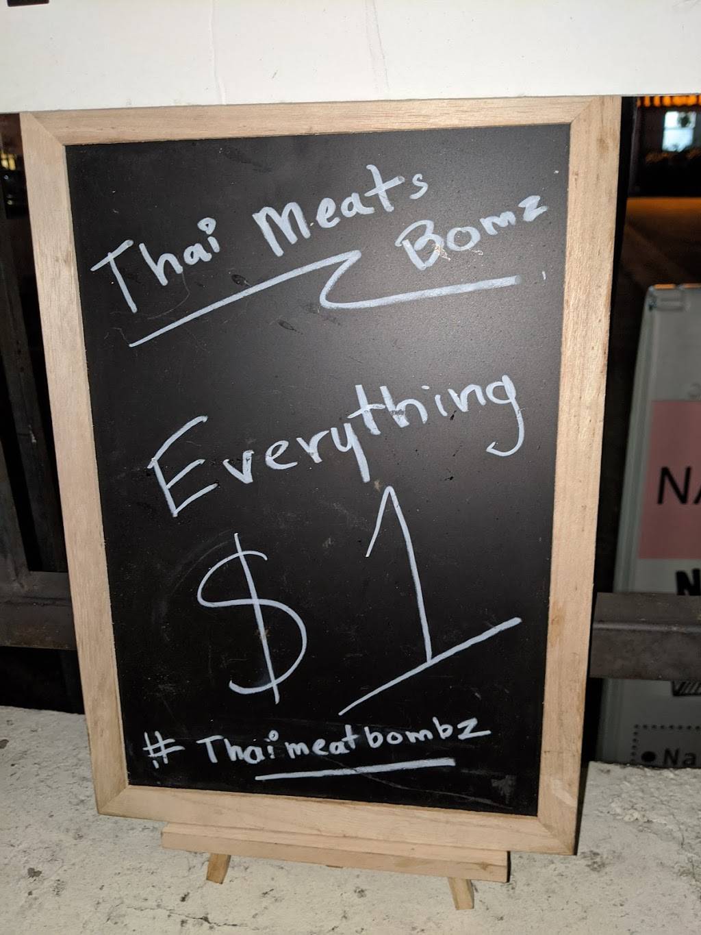 Thai meat bomz | restaurant | 5121-5129, Hollywood Blvd, Los Angeles, CA 90027, USA | 6264377281 OR +1 626-437-7281