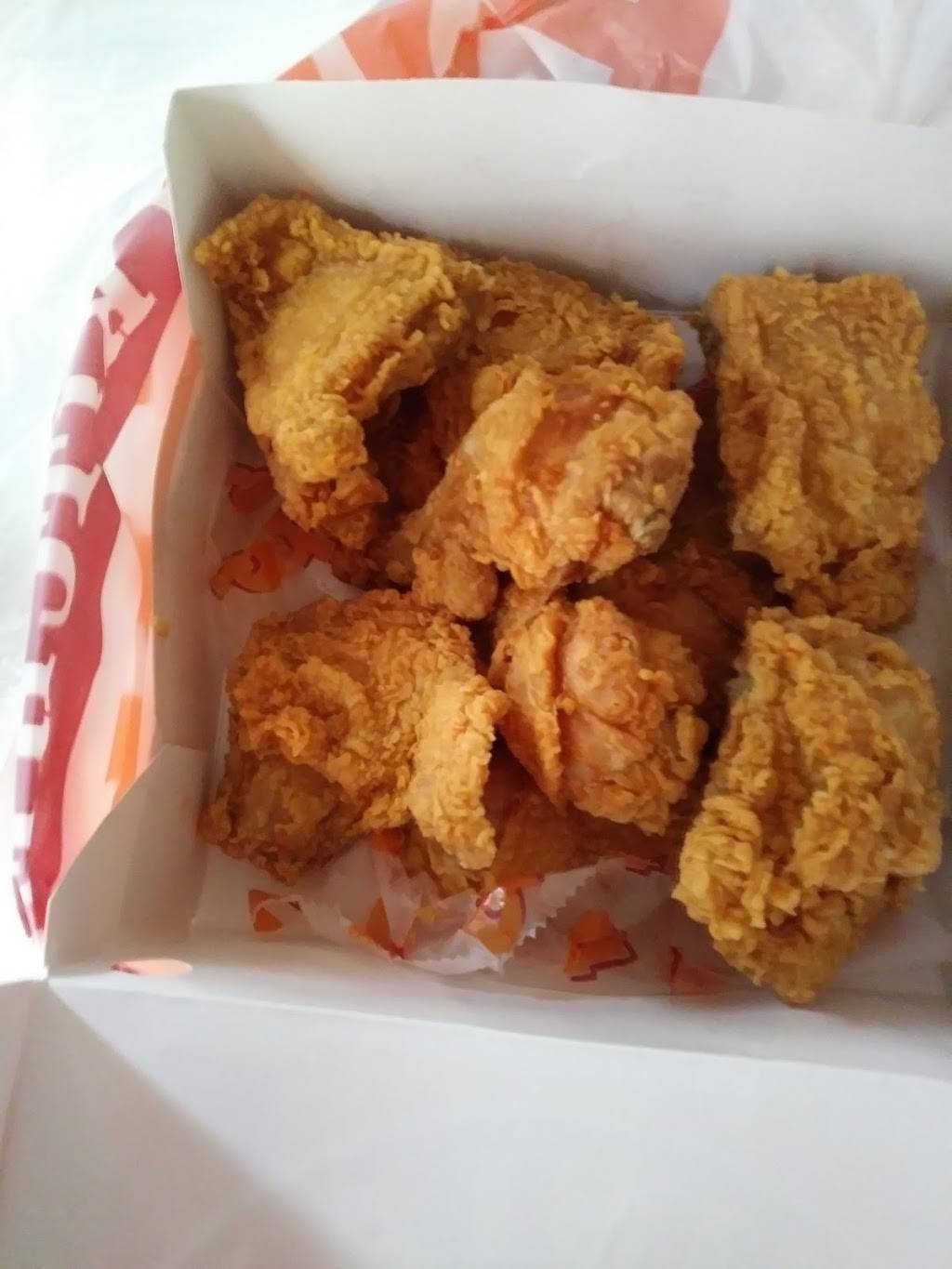 Popeyes Louisiana Kitchen | restaurant | 1112 State St, Schenectady, NY 12304, USA | 5183722301 OR +1 518-372-2301