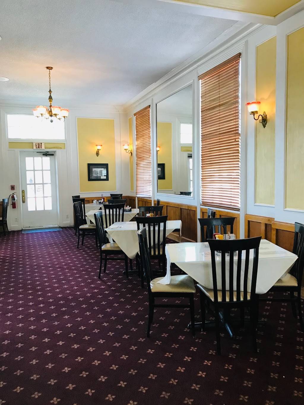 The Restaurant | restaurant | 1305 Arizona St, Boulder City, NV 89005, USA | 7022933510 OR +1 702-293-3510