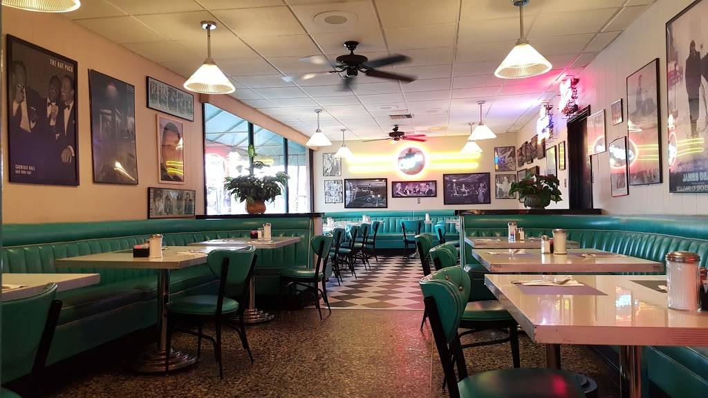 Ozzies Diner | restaurant | 7780 Slauson Ave, Commerce, CA 90040, USA | 3237260300 OR +1 323-726-0300