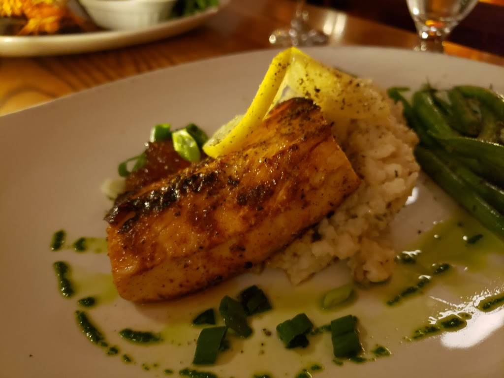 Take Five Bistro | restaurant | 1068 Erie Stree, Windsor, ON N9A 3Z2, Canada | 5199622991 OR +1 519-962-2991