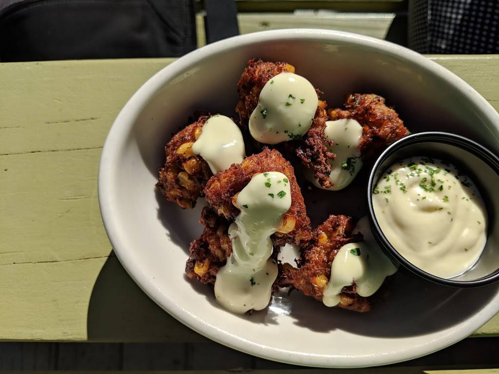 La Grange | restaurant | 2517 Ralph St, Houston, TX 77006, USA | 8329624745 OR +1 832-962-4745