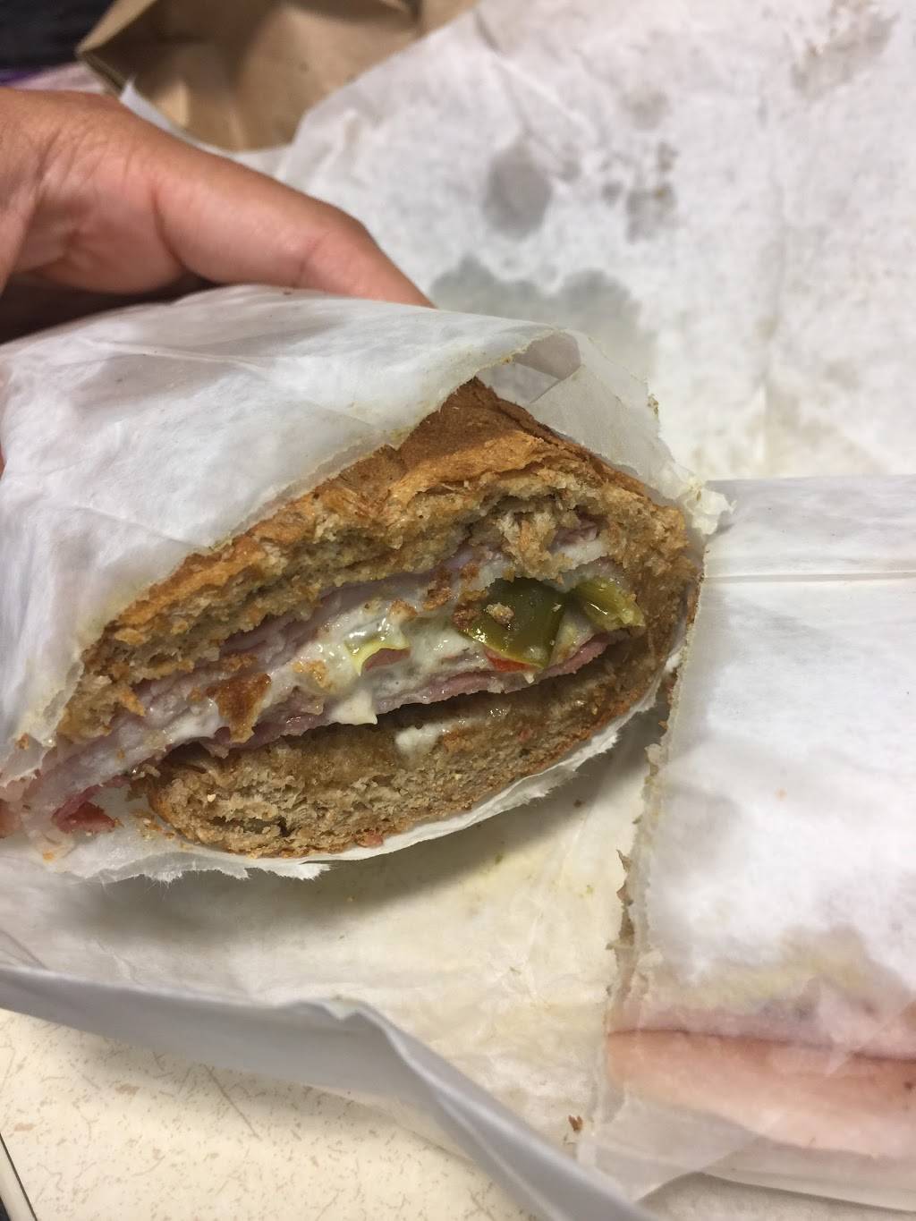 Potbelly Sandwich Shop | restaurant | 128 Boardwalk Pl, Gaithersburg, MD 20878, USA | 3019634055 OR +1 301-963-4055